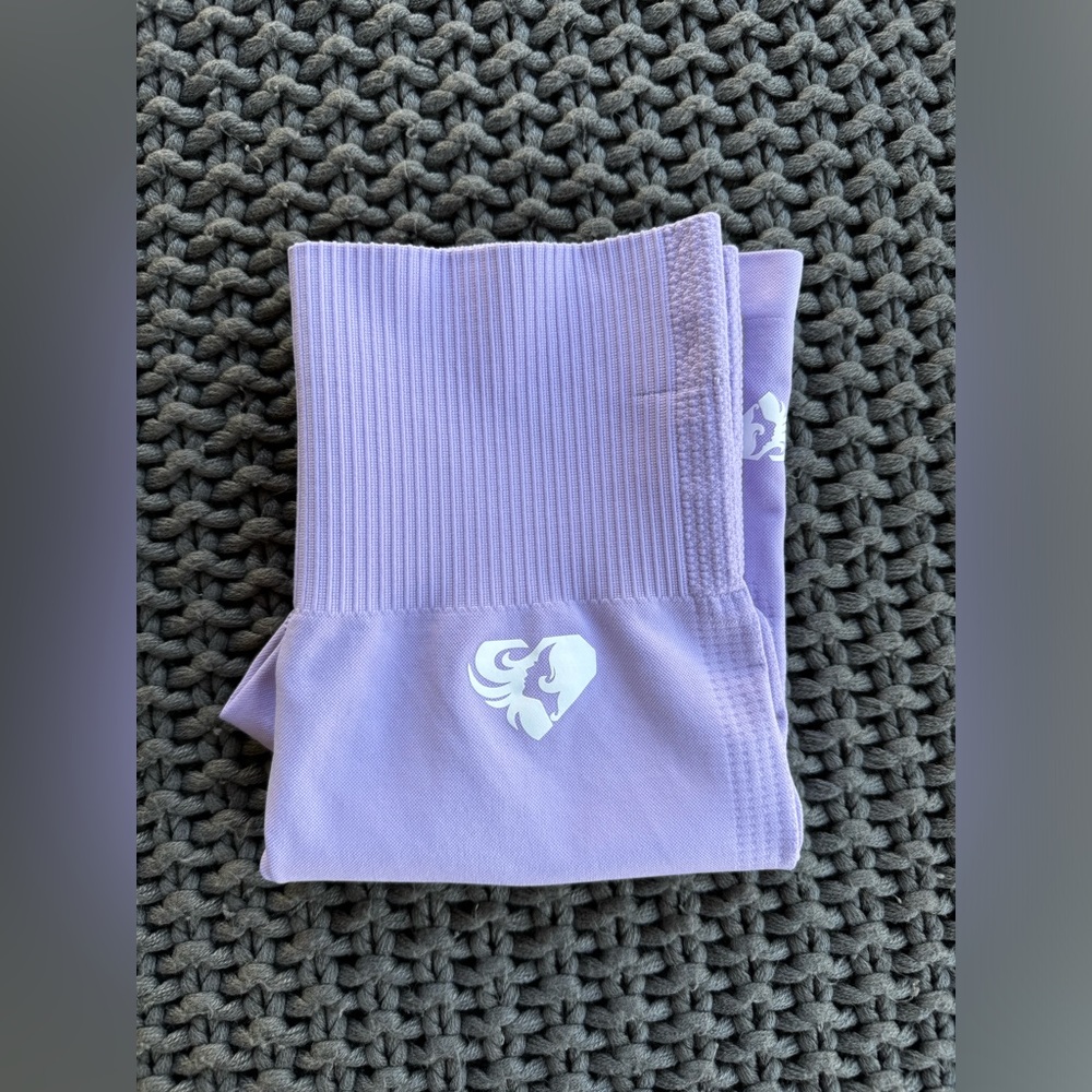 Power Seamless Cycling Shorts
Color: Lilac Small size - Picture 5 of 6